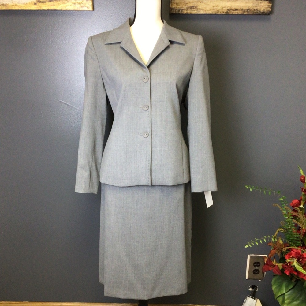 Talbots Petite Size 10 Skirt Suit
